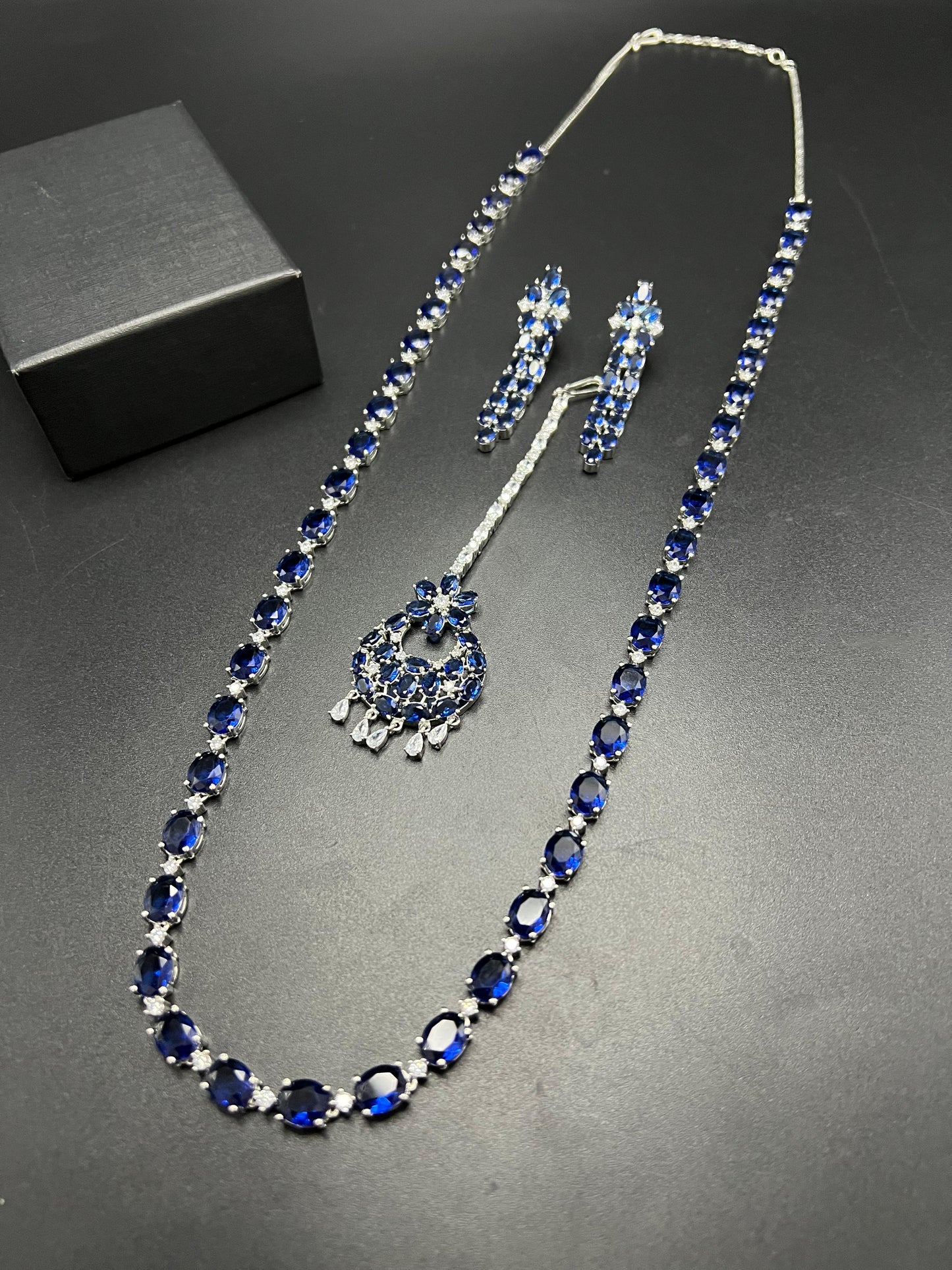 Fancy mala with earrings and tikka set for girls