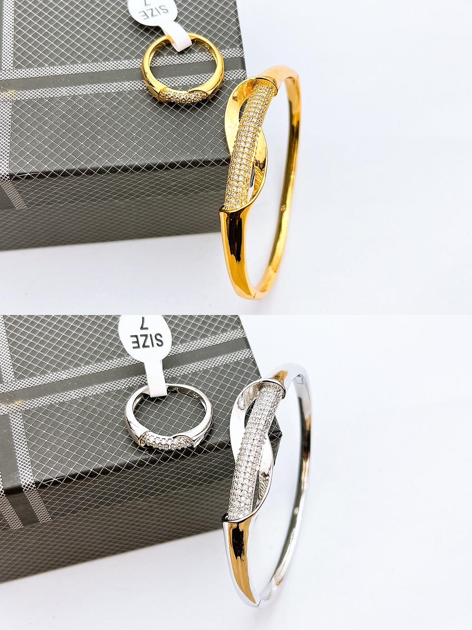 Openable bracelets with rings